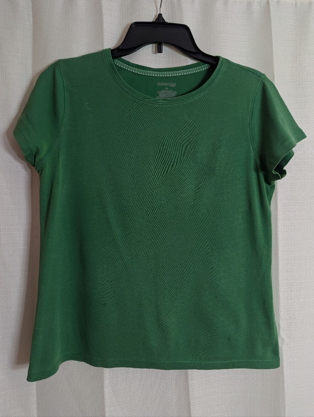 St. John's Bay Short-Sleeve Crewneck Tee in Emerald Green